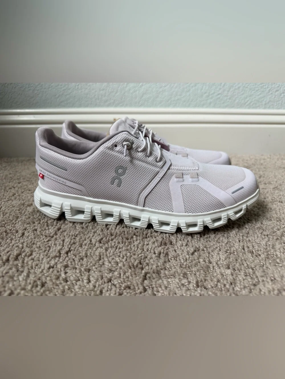 On Running Cloud 6 Orchid/Fade
